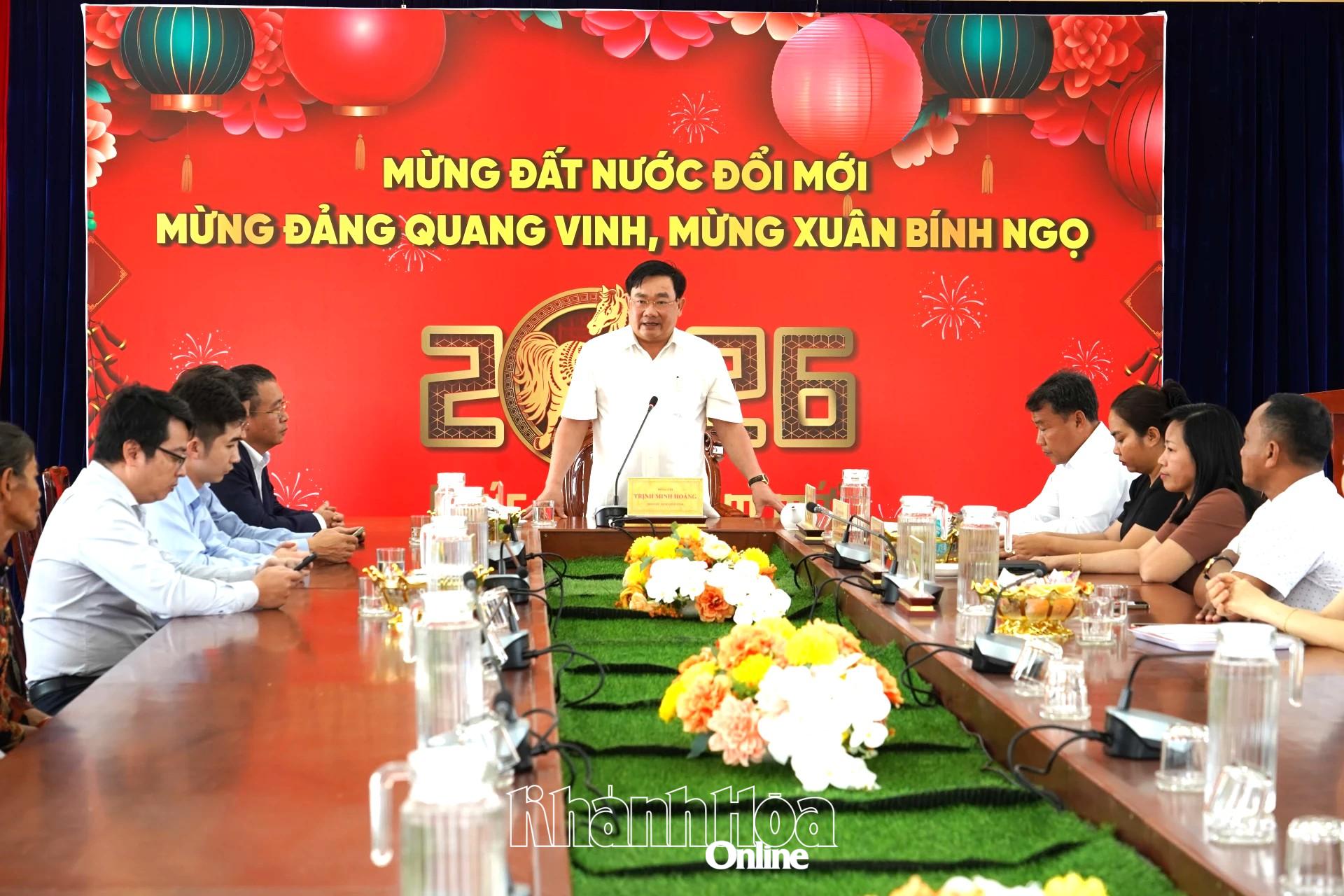 Đồng chí Trịnh Minh Hoàng phát biểu tại xã Bác Ái Tây.