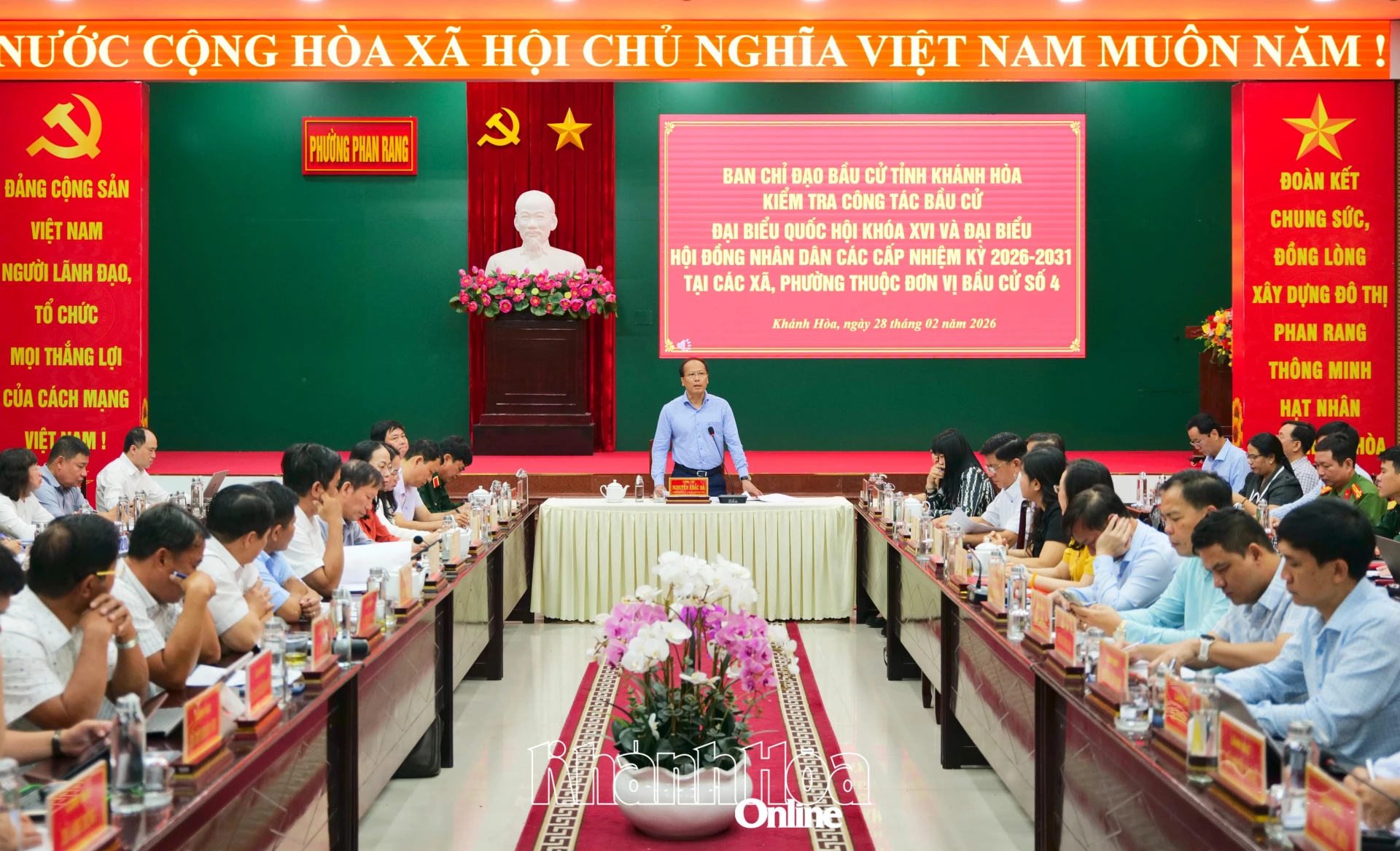 Ban Chỉ đạo Bầu cử tỉnh Khánh Hòa kiểm tra công tác chuẩn bị bầu cử tại các địa phương thuộc đơn vị bầu cử số 4 - Báo Khánh Hòa
