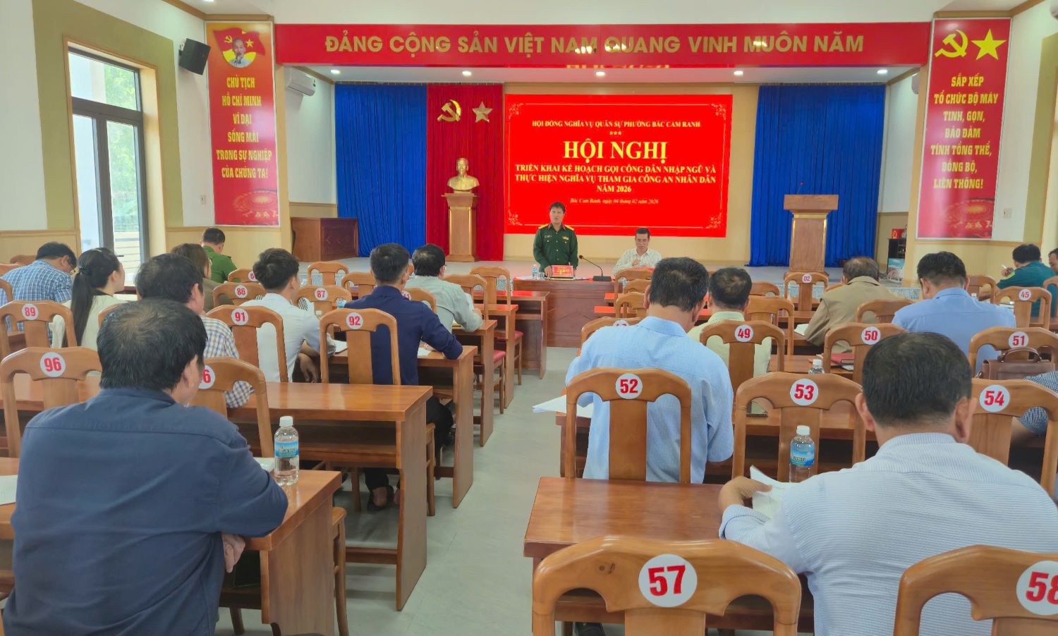 Quang cảnh hội nghị.