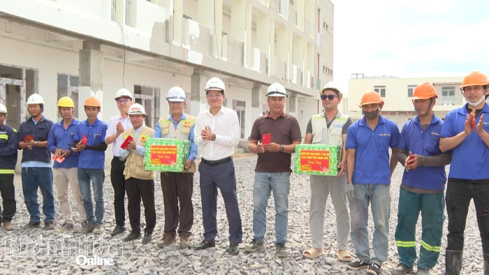 Lãnh đạo Ban Quản lý Dự án phát triển tỉnh Khánh Hòa kiểm tra tiến độ 2 dự án ở khu vực Diên Khánh