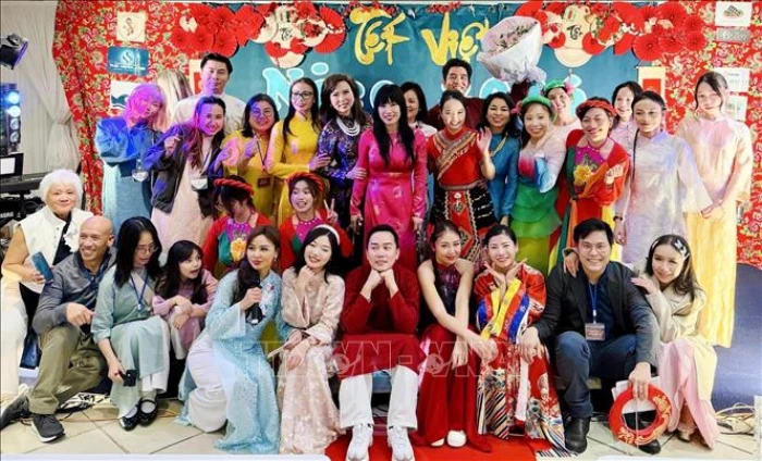 Ấm áp Tết sum vầy của cộng đồng người Việt tại Nice (Pháp)