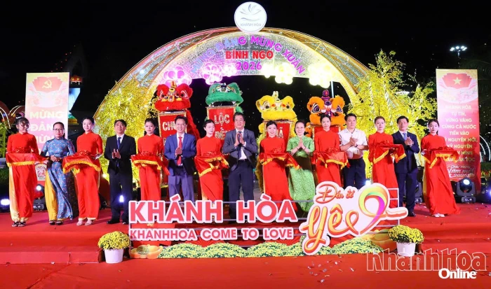 Khai mạc Vườn hoa xuân Bính Ngọ 2026 tại phường Phan Rang