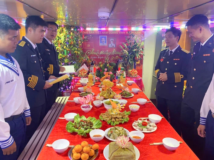 Trung đoàn 196 Hải quân tổ chức hội thi “Mâm cơm tất niên - Ấm tình đồng đội”