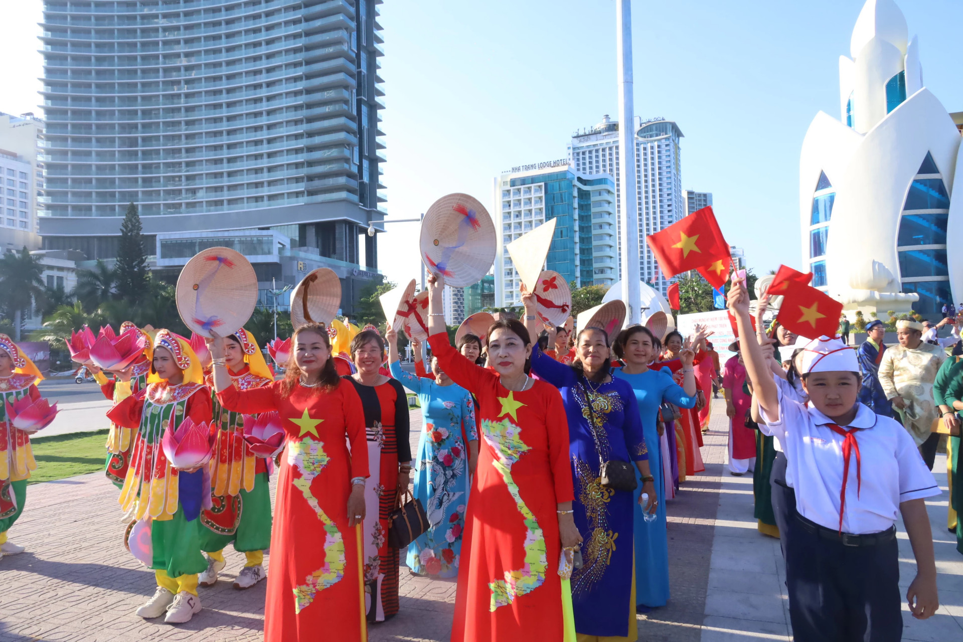 People join the Whale Worshipping Ceremony
