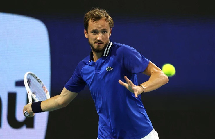 Miami Open: Đương kim vô địch Medvedev thể hiện sức mạnh