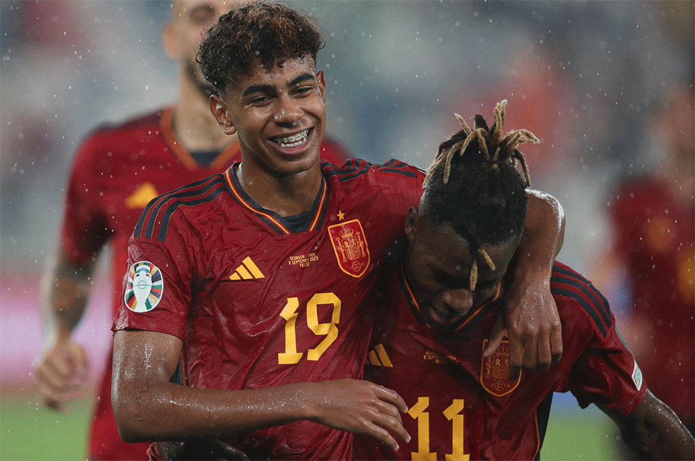 Những ngôi sao trẻ mới là tương lai của đội tuyển Tây Ban Nha.