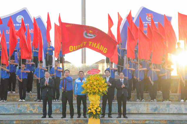 Podcast: Bản tin ngày 5-3