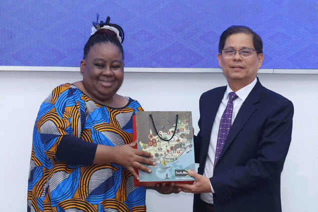 Podcast: Bản tin ngày 7-3