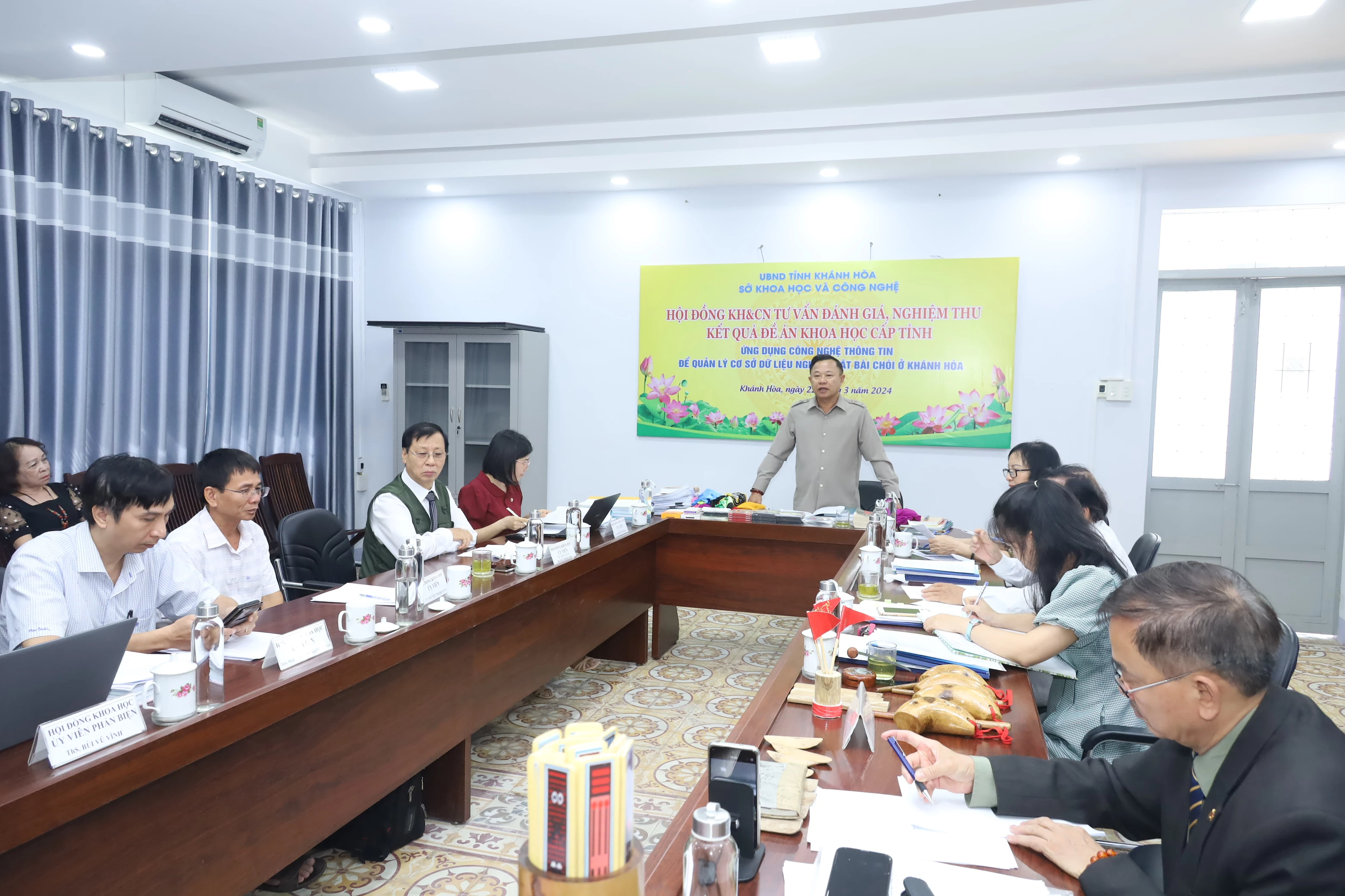 Nghiệm thu đề án khoa học “Ứng dụng công nghệ thông tin để quản lý cơ sở dữ liệu nghệ thuật bài chòi ở Khánh Hòa"