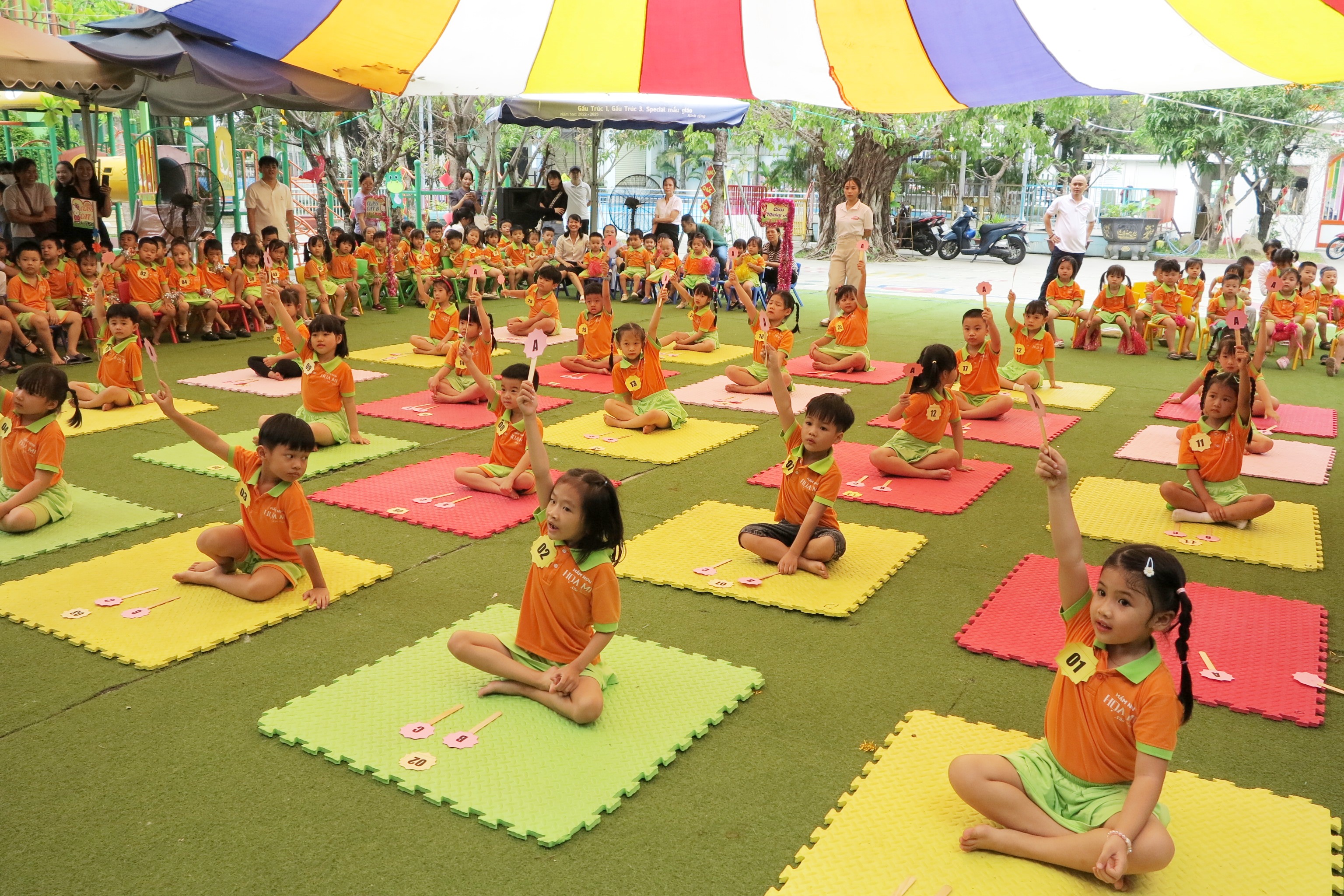 Trường Mầm non Họa Mi Nha Trang: Tổ chức “Rung chuông vàng” giao lưu tiếng Anh