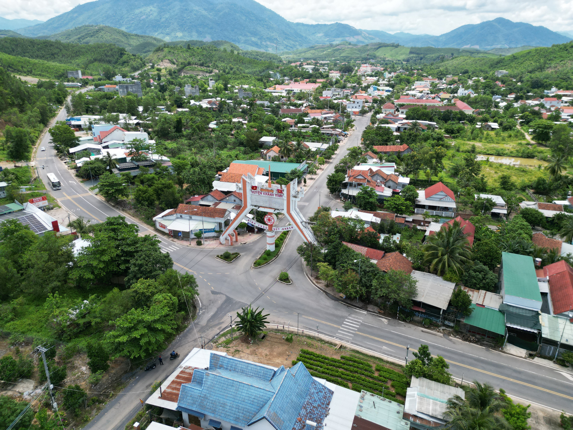 Trung tâm huyện Khánh Vĩnh.