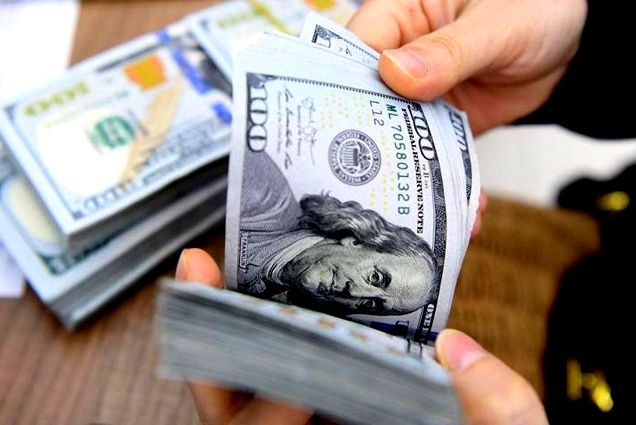 Giá vàng trở lại mốc 81 triệu đồng/lượng, tỷ giá trung tâm tăng