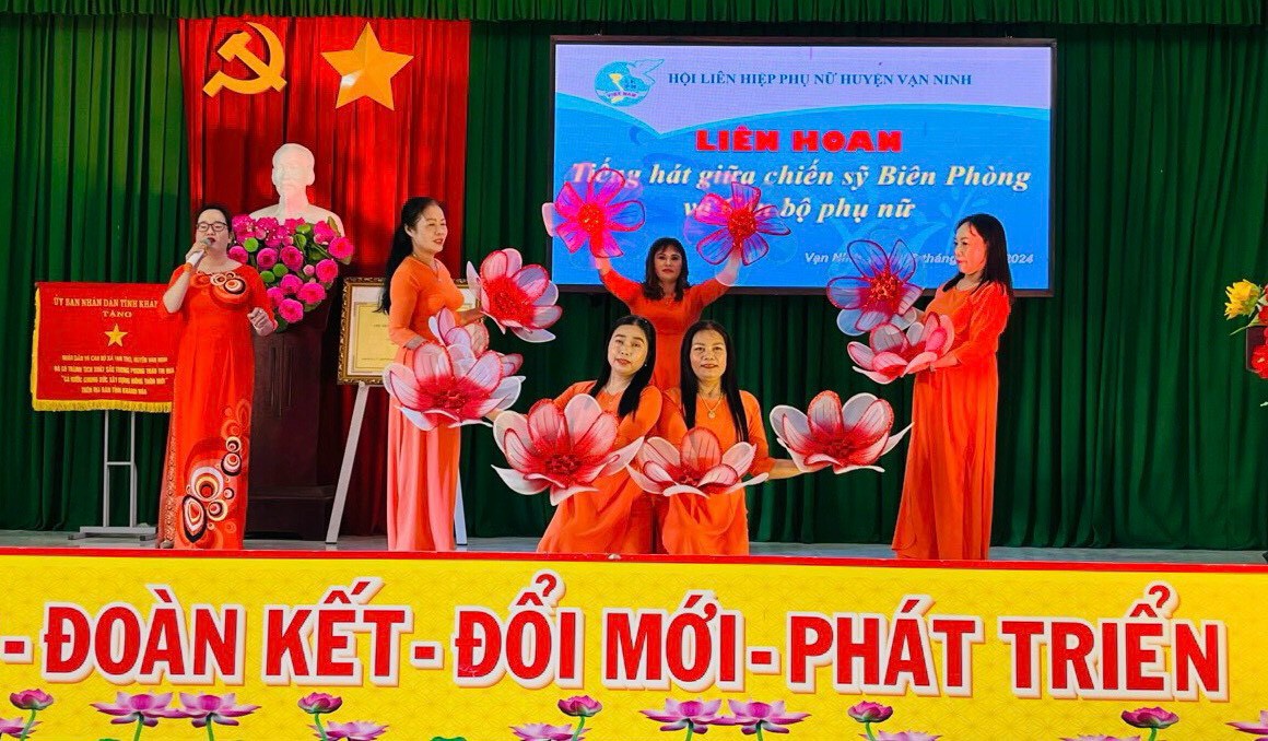 Các đơn vị, địa phương tổ chức nhiều hoạt động kỷ niệm 8-3