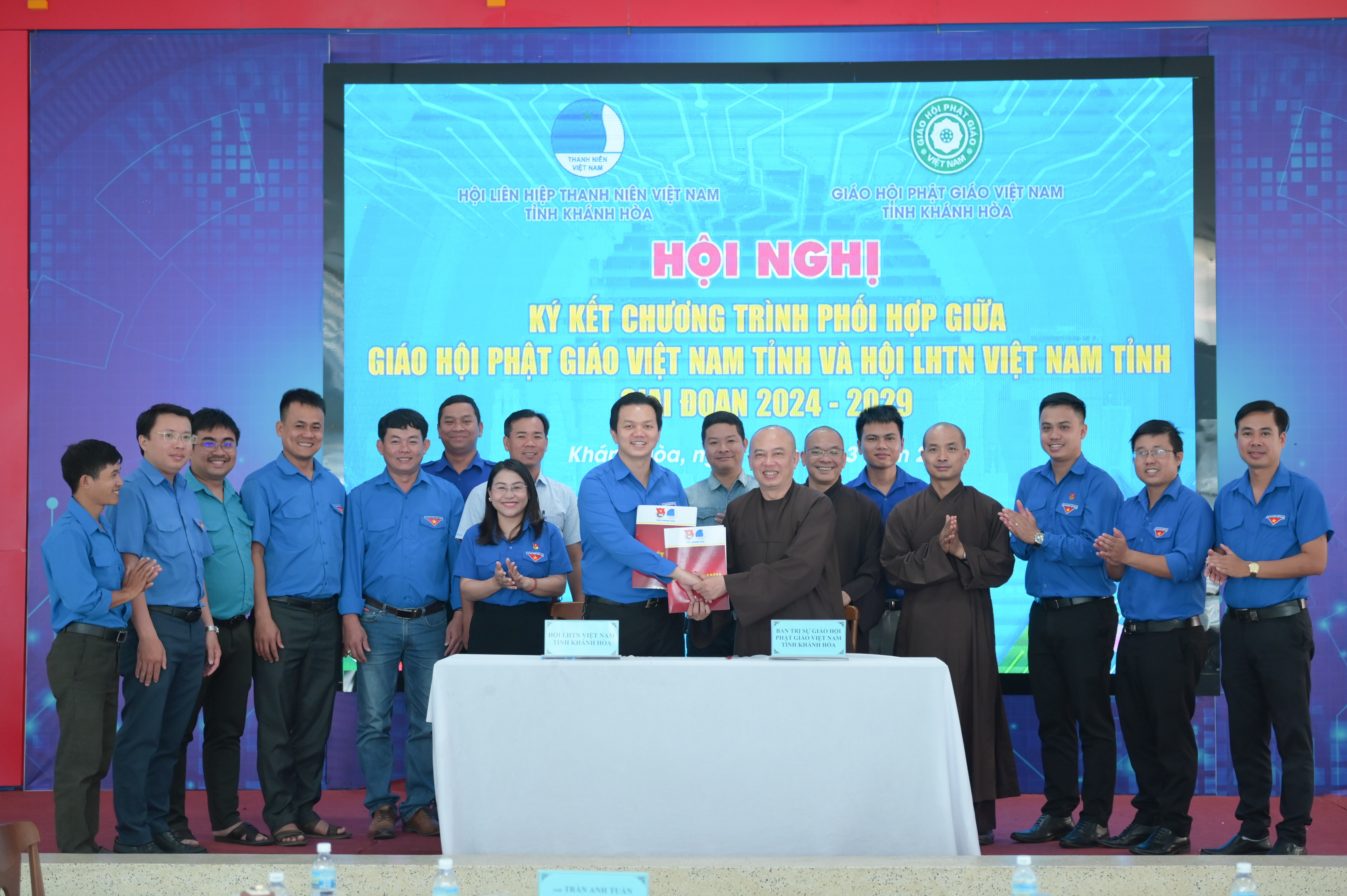 Hội Liên hiệp Thanh niên Việt Nam tỉnh Khánh Hòa: Hiệp thương kiện toàn nhân sự và ký kết phối hợp với Giáo hội Phật giáo Việt Nam tỉnh