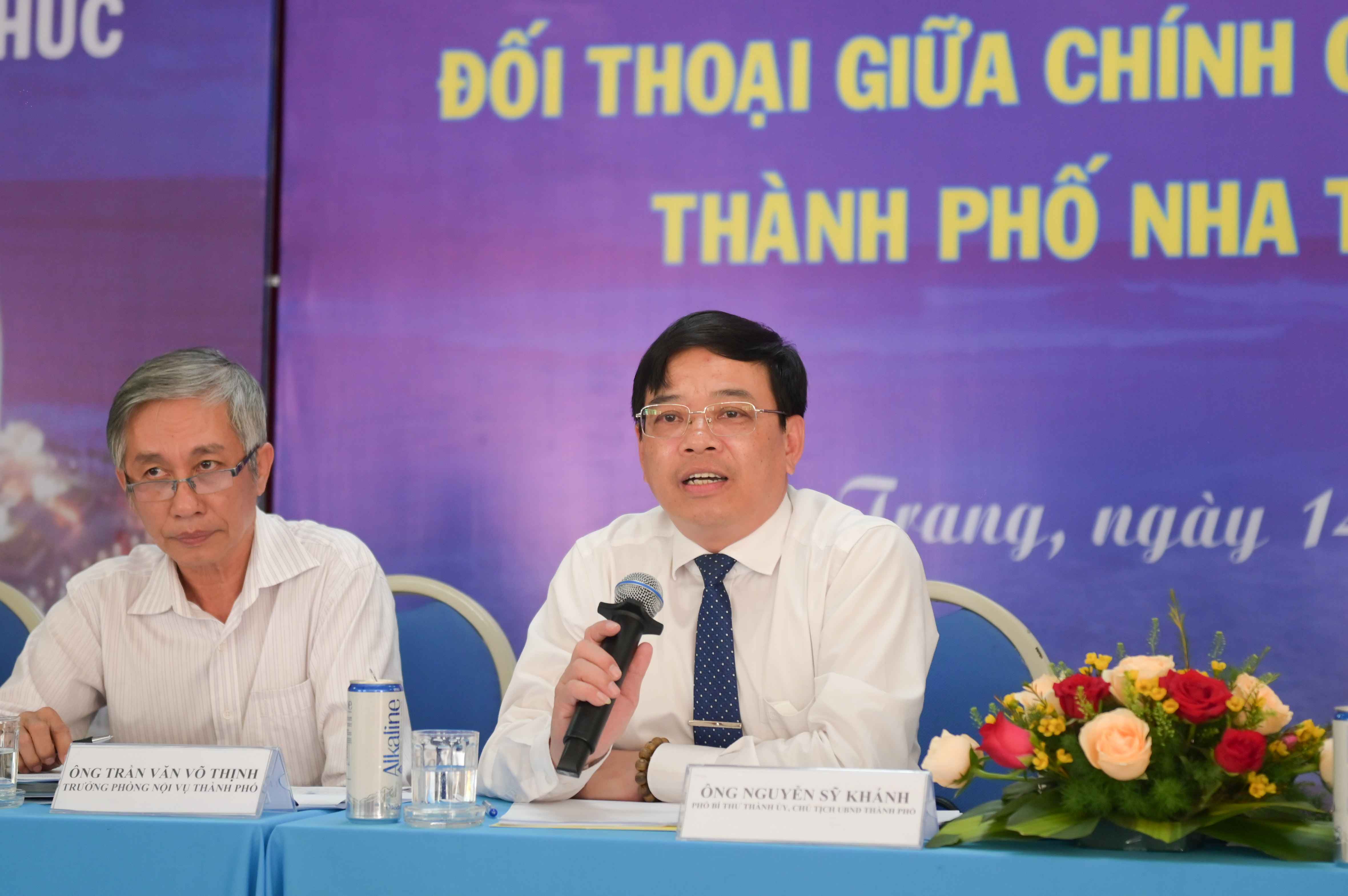 Lãnh đạo thành phố Nha Trang đối thoại với gần 200 thanh niên