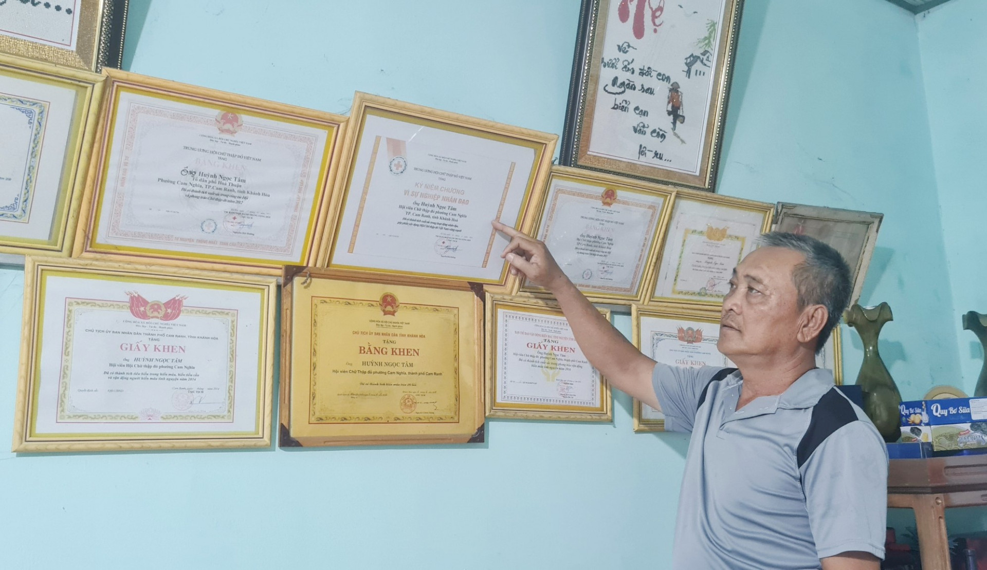 Với những đóng góp trong phong trào hiến máu tình nguyện, ông Huỳnh Ngọc Tâm được nhiều cơ quan, tổ chức ghi nhận, biểu dương.