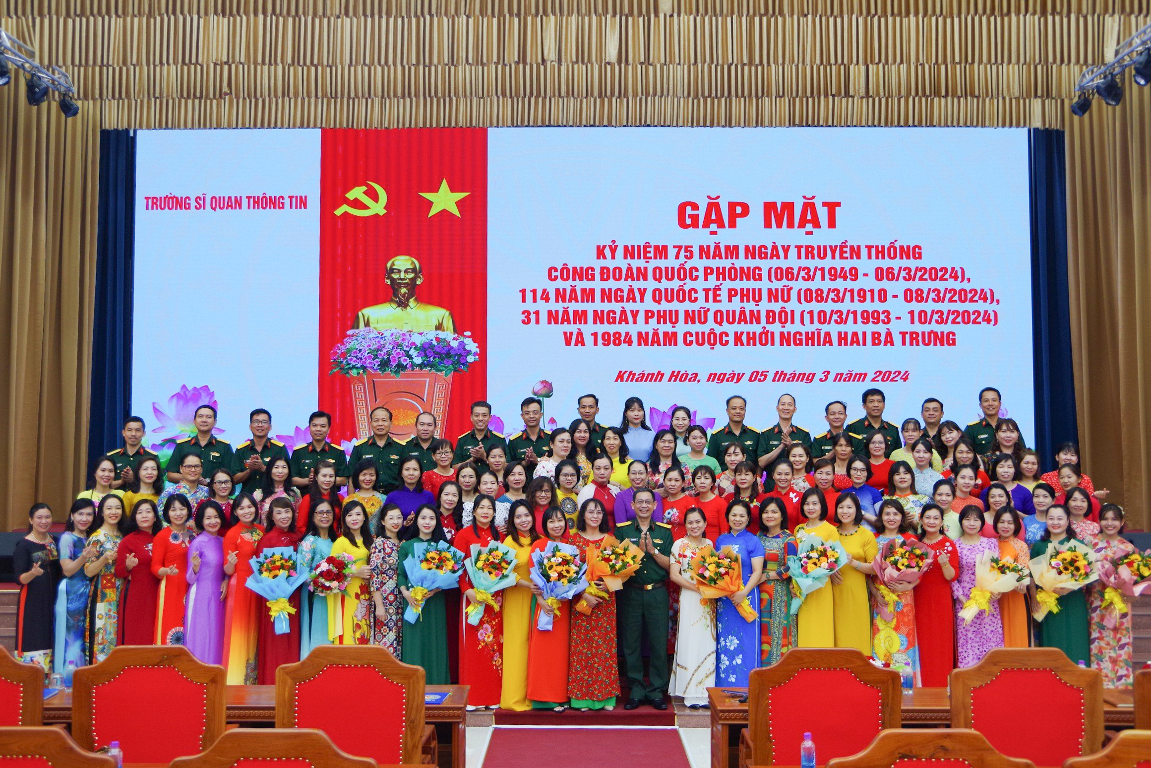 Trường Sĩ quan Thông tin gặp mặt, thông tin chuyên đề chào mừng Ngày truyền thống Công đoàn Quốc phòng và Ngày Quốc tế Phụ nữ