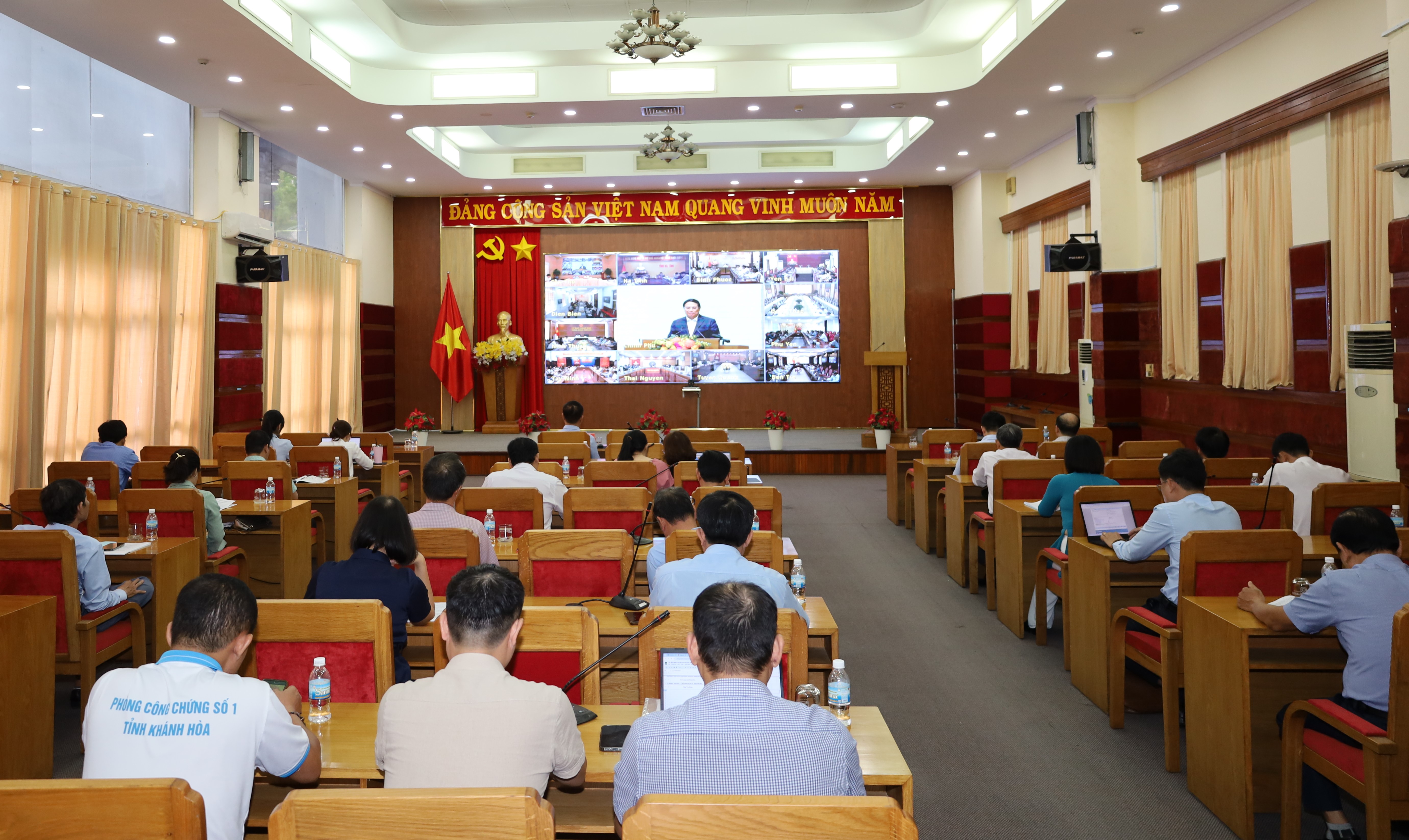 Hội nghị quán triệt, triển khai thi hành các luật, nghị quyết được thông qua tại Kỳ họp bất thường lần thứ 9 của Quốc hội