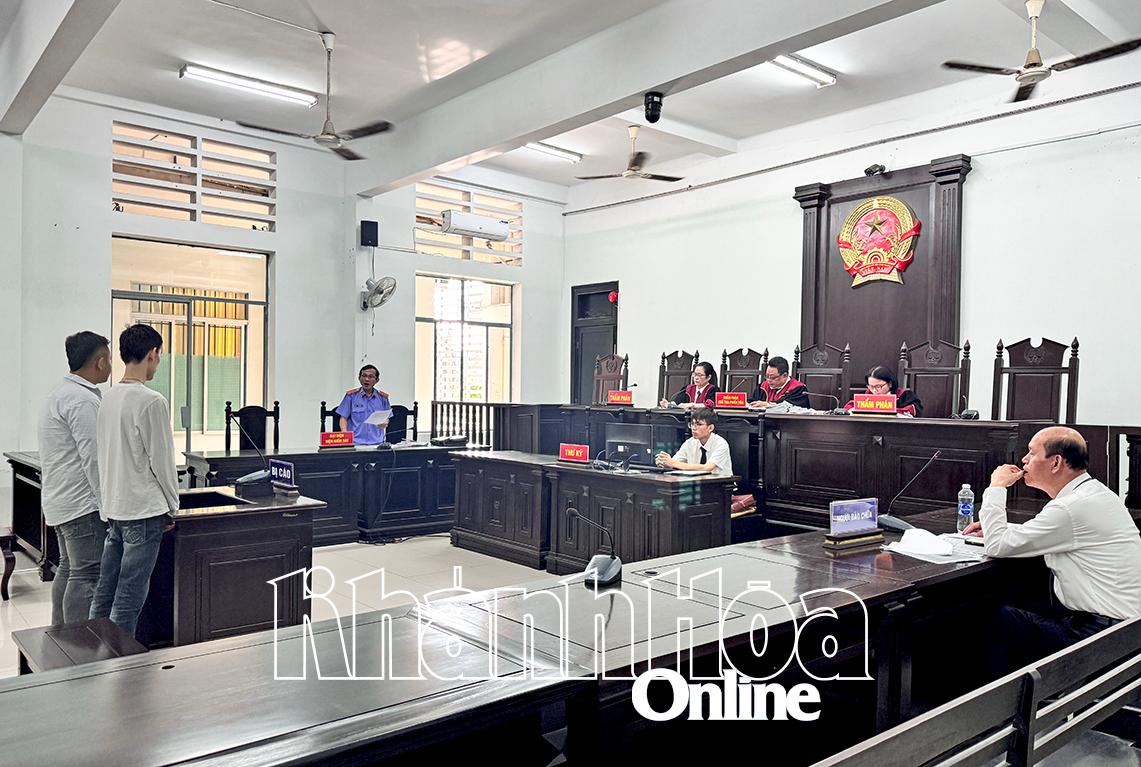 Vụ gây rối trật tự công cộng tại Nha Trang: Có dấu hiệu bỏ lọt người phạm tội