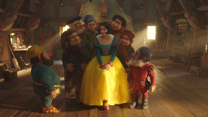 Hình ảnh được hé lộ về phim Snow White (Ảnh: Disney)