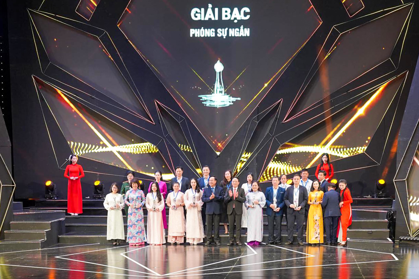 Khanh Hoa Radio and Television Station win 3 awards at the 42nd National Television Festival