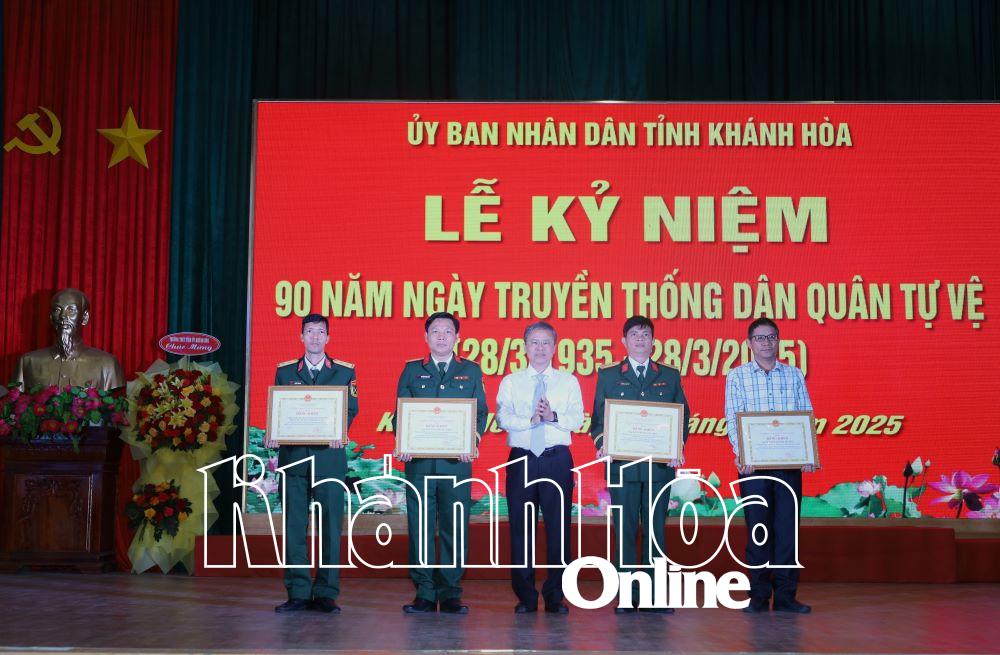 Kỷ niệm 90 năm Ngày truyền thống Dân quân tự vệ Việt Nam