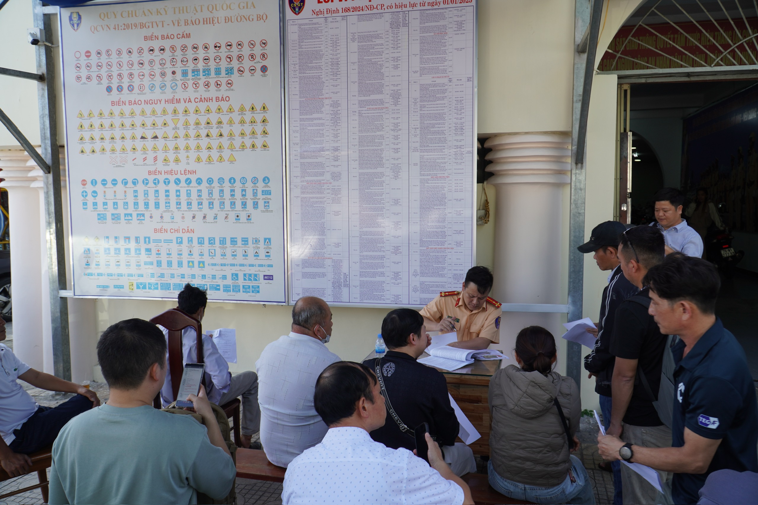 Công bố địa chỉ và số điện thoại các điểm xử lý phạt nguội ở Khánh Hòa