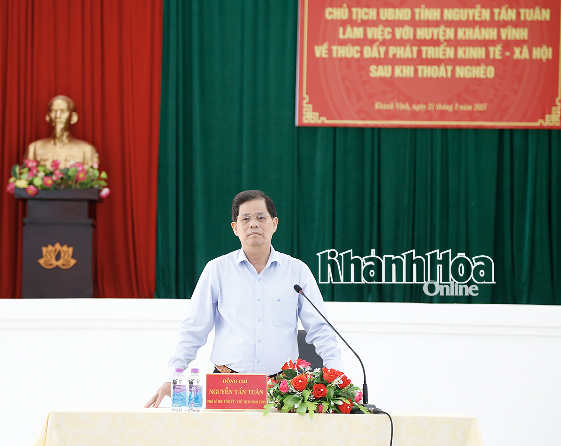 Chủ tịch UBND tỉnh Nguyễn Tấn Tuân làm việc với huyện Khánh Vĩnh về thúc đẩy phát triển kinh tế - xã hội