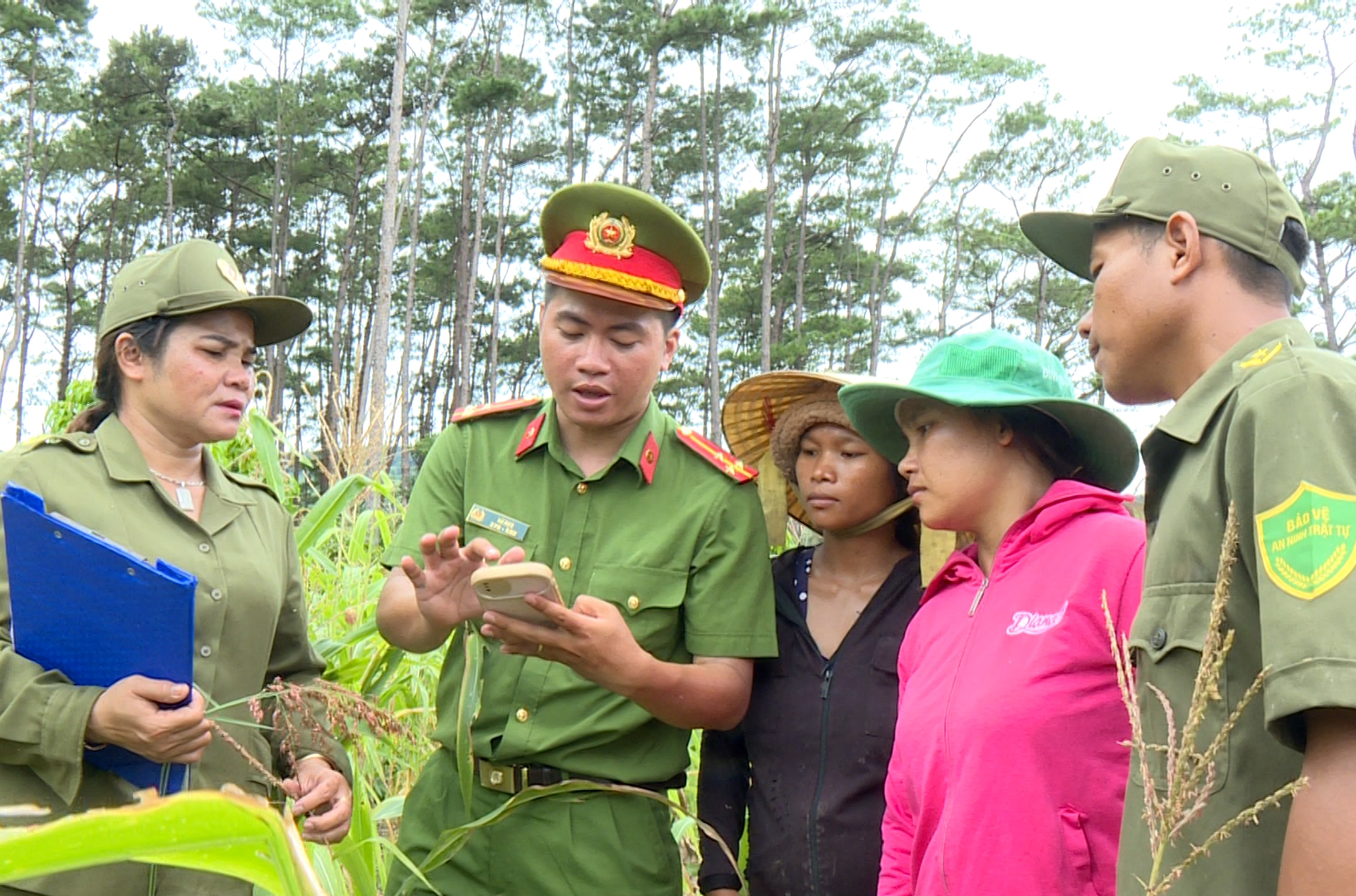Lực lượng tham gia bảo vệ an ninh trật tự cơ sở: Phát huy hiệu quả hoạt động