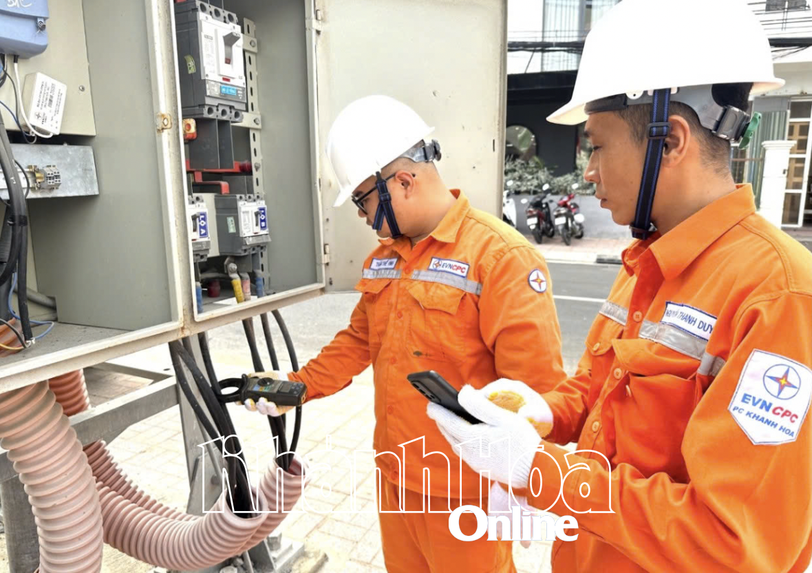 PC Khánh Hòa ứng dụng CMIS Mobile trong công tác hiện trường