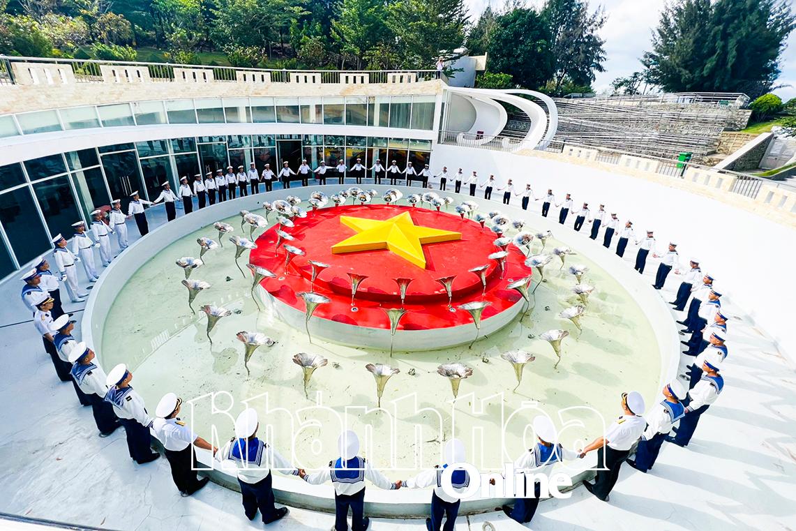 Tháng Ba ở địa chỉ đỏ Gạc Ma