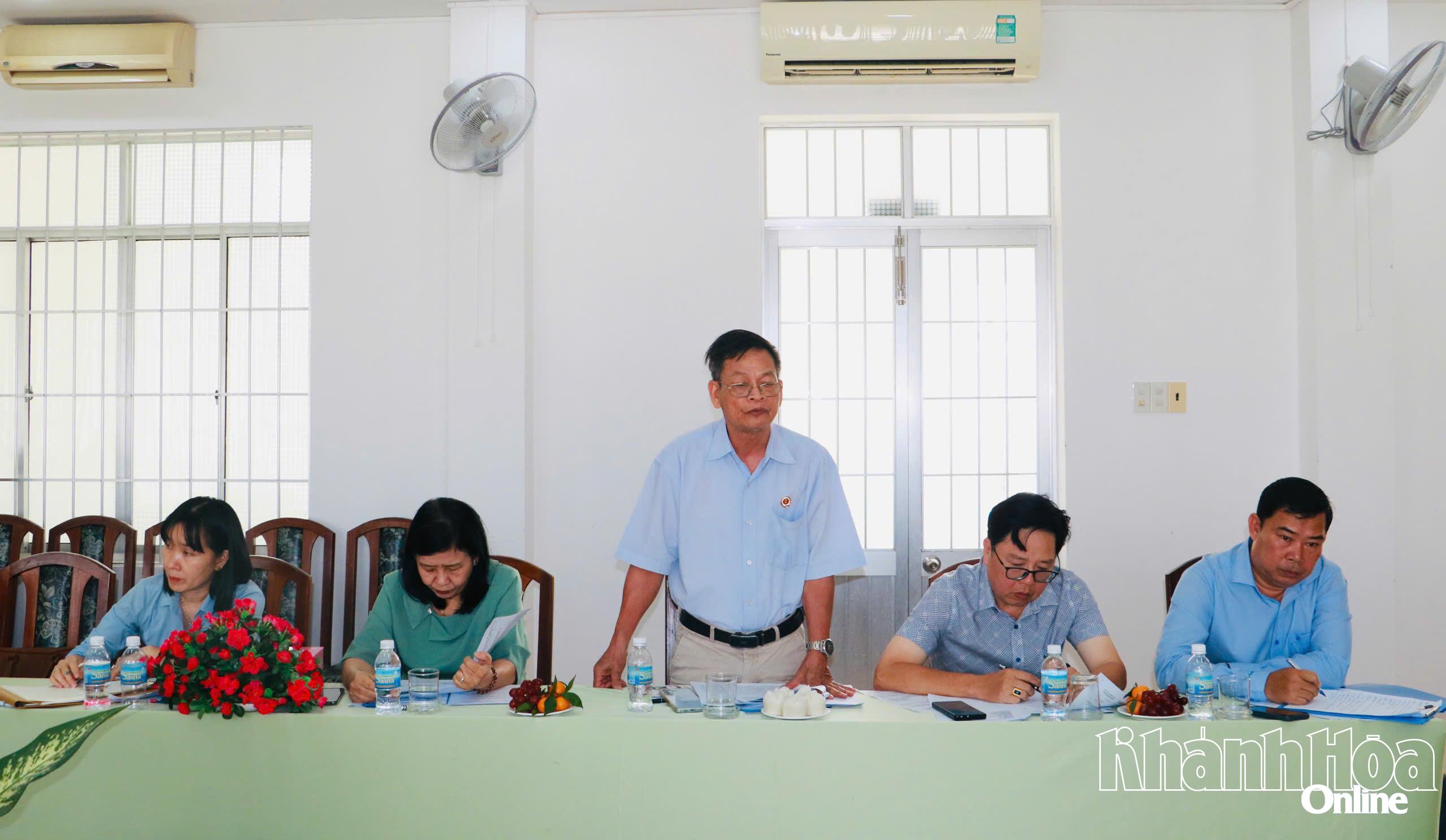 Đại biểu tham gia đóng góp ý kiến tại hội nghị