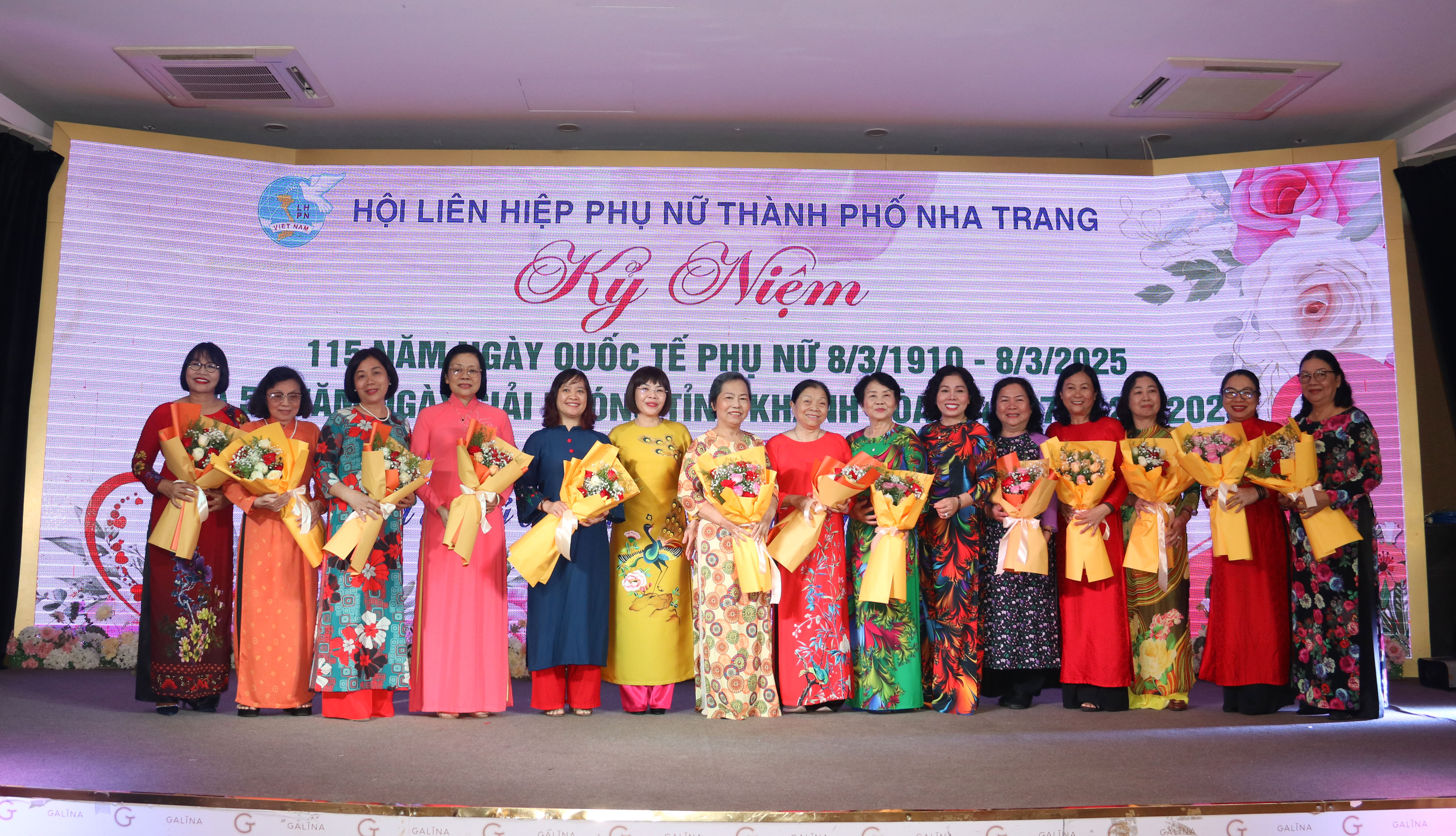 Hội Liên hiệp Phụ nữ TP. Nha Trang: Gặp mặt, giao lưu với cán bộ hội qua các thời kỳ