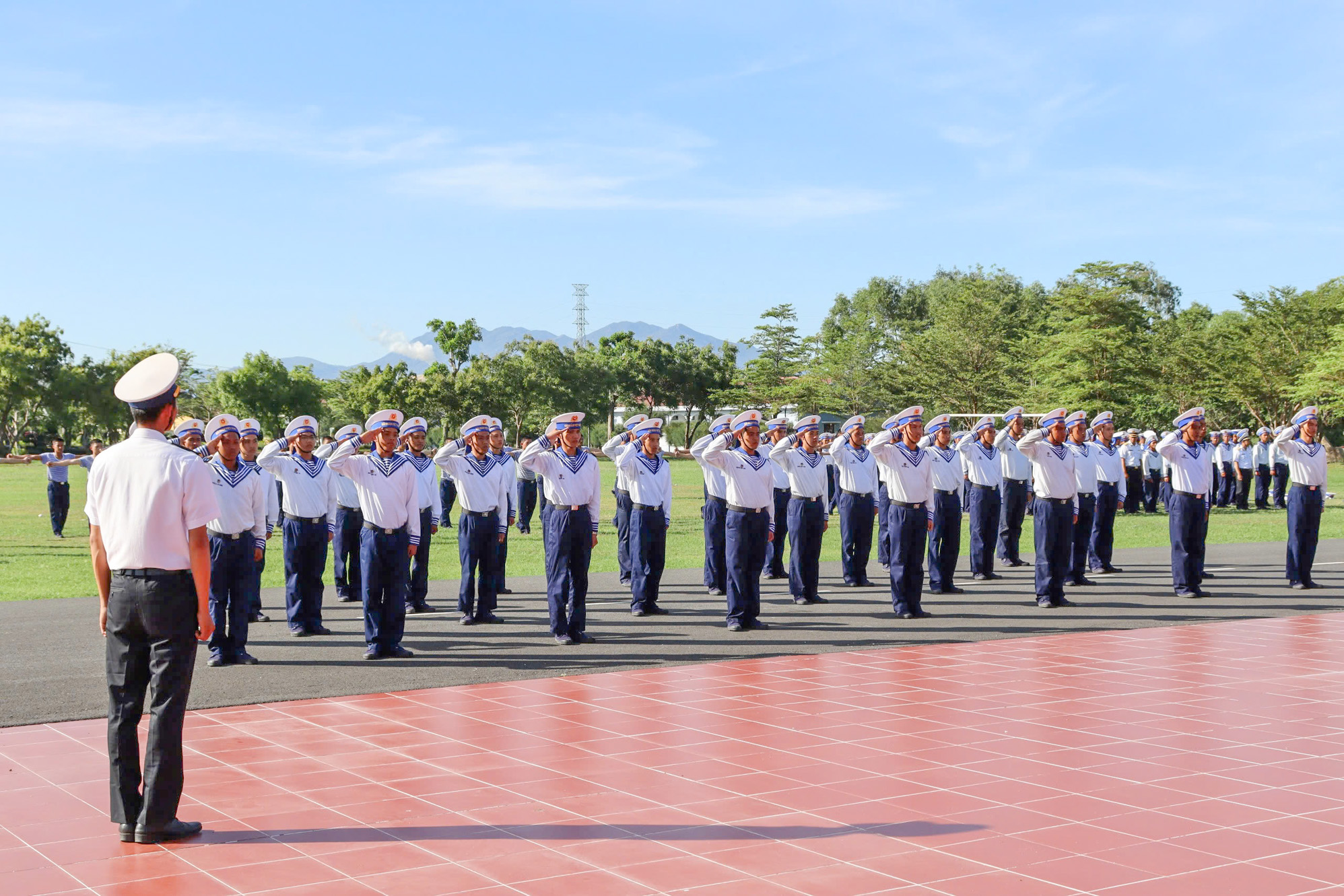 Lữ đoàn 101 kiểm tra chất lượng huấn luyện chiến sĩ mới