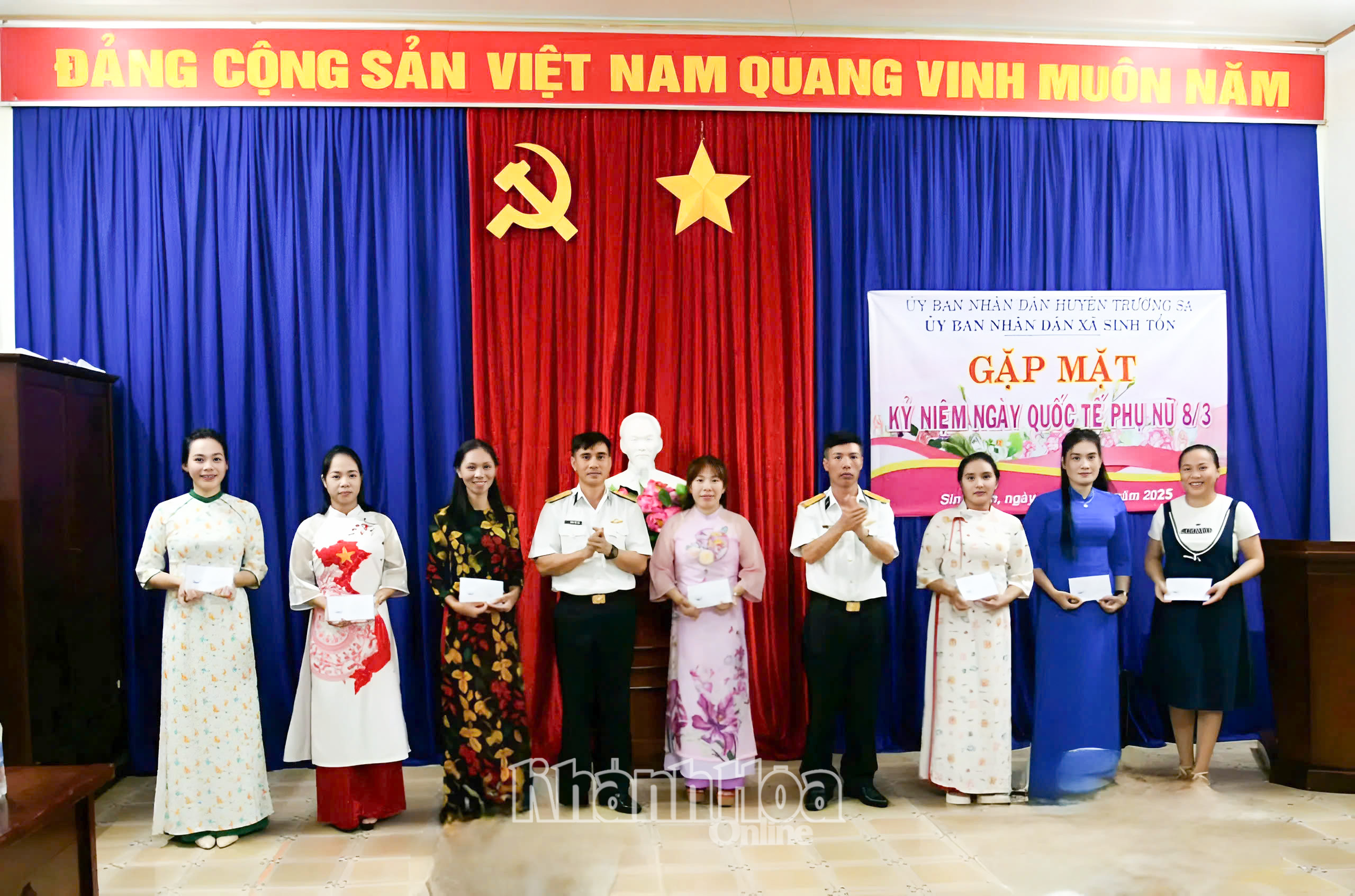 Xã Sinh Tồn gặp mặt hội viên phụ nữ.