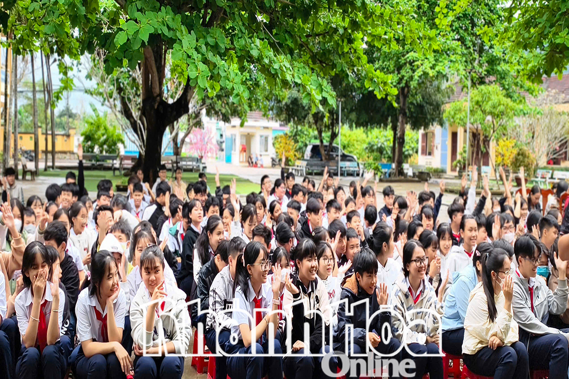 Truyền thông phòng, chống bạo lực học đường