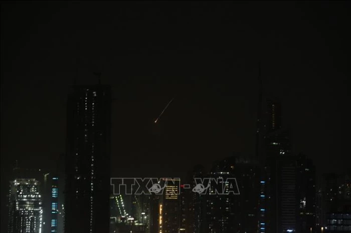 UAE truy tố 20 người đăng video về tấn công tên lửa
