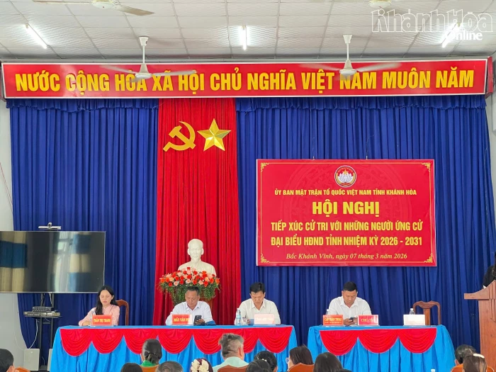 Người ứng cử đại biểu HĐND tỉnh tiếp xúc cử tri 2 xã Bắc Khánh Vĩnh và Trung Khánh Vĩnh