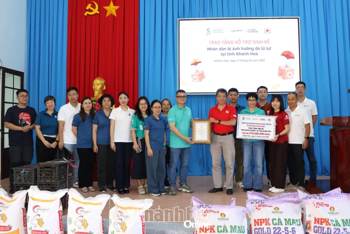 Hỗ trợ sinh kế cho người dân bị thiệt hại do lũ lụt