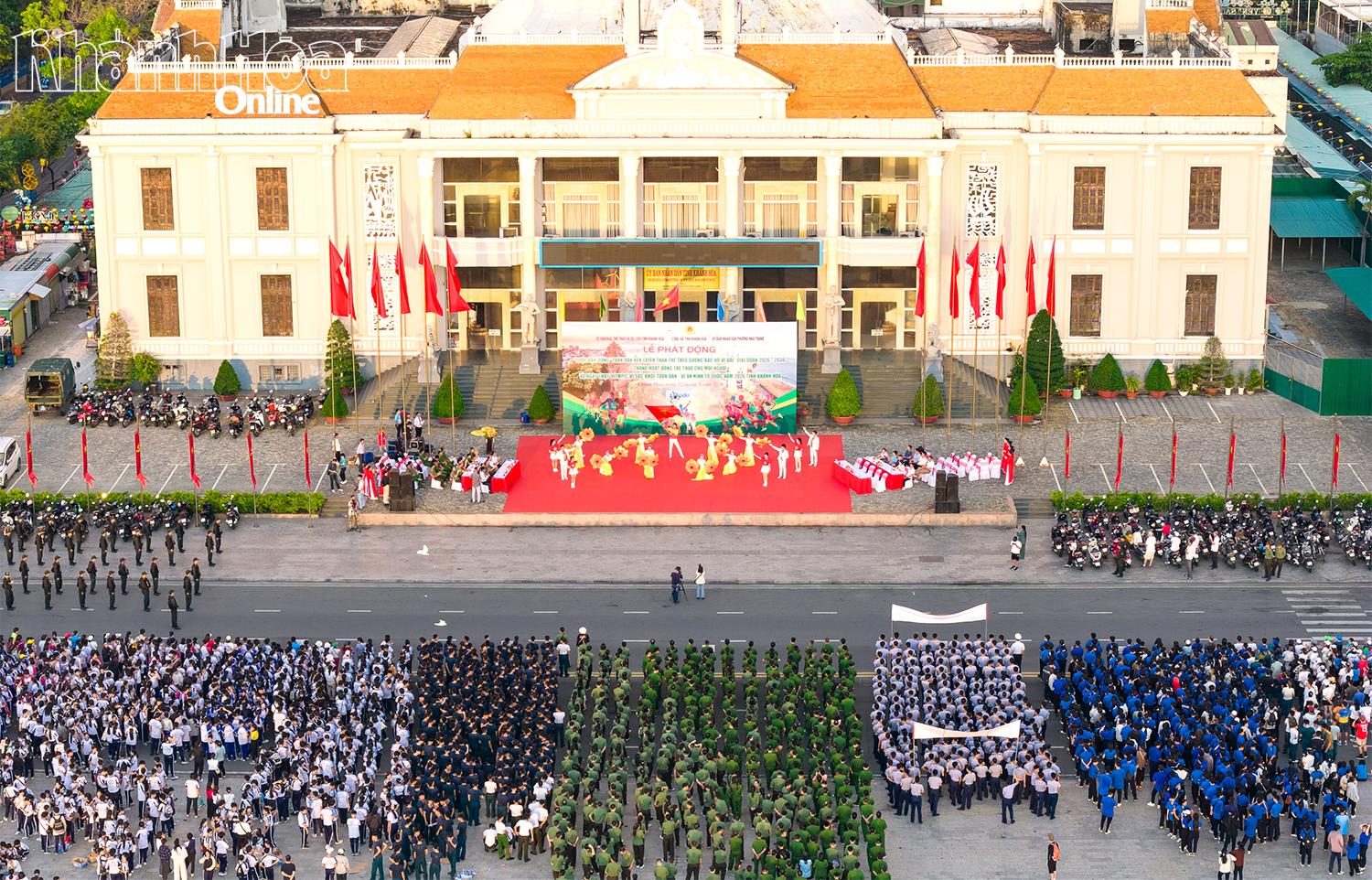 Lễ phát động Ngày chạy Olympic vì sức khỏe toàn dân, vì an ninh Tổ quốc năm 2026. Ảnh: Vương Mạnh Cường
