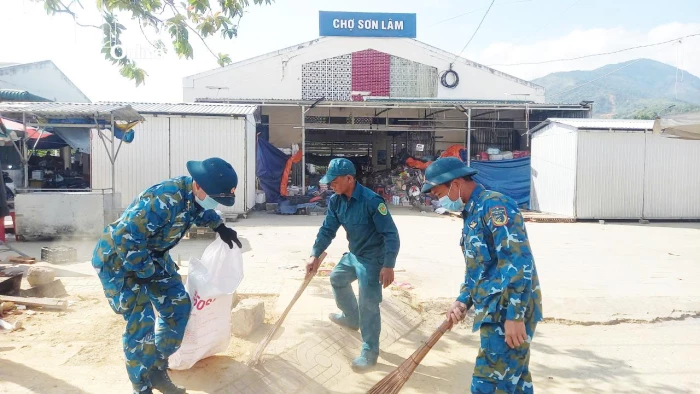 Trung đoàn 274, Sư đoàn Phòng không 377 tổ hoạt động dân vận tại xã Tây Khánh Sơn
