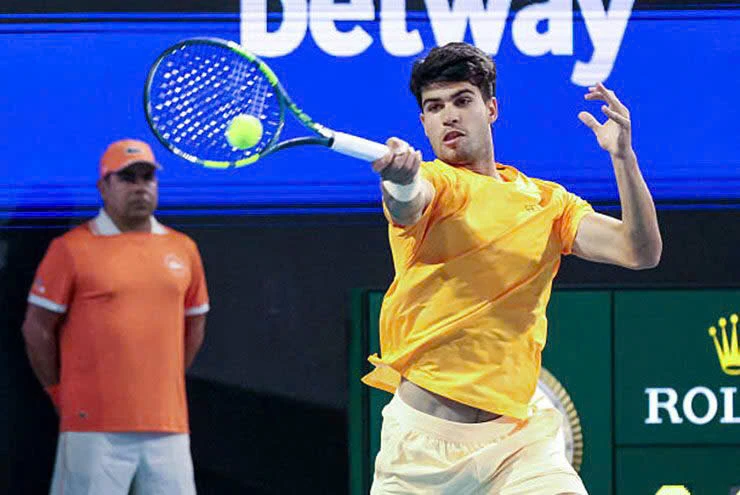 Tay vợt số một thế giới Alcaraz thua sốc tại Miami Open 