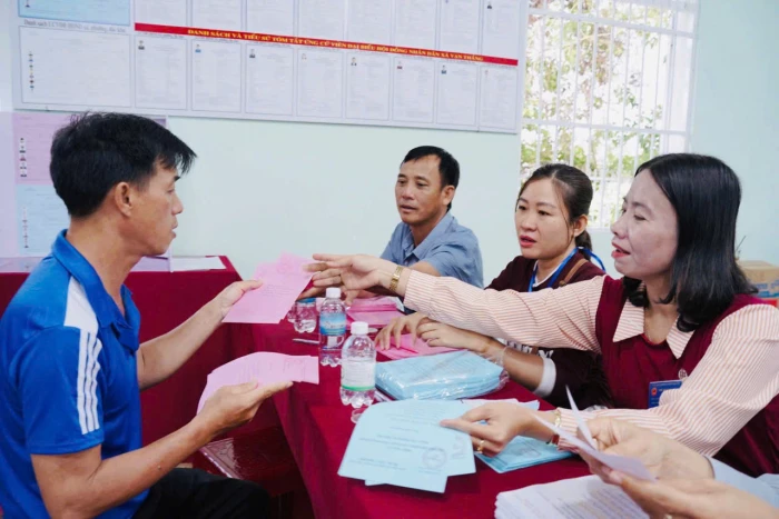 Hơn 22.000 cử tri xã Vạn Thắng tham gia bầu cử