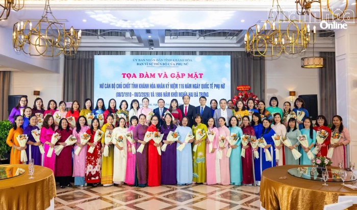 Lãnh đạo tỉnh gặp mặt các nữ cán bộ chủ chốt nhân kỷ niệm Ngày Quốc tế Phụ nữ