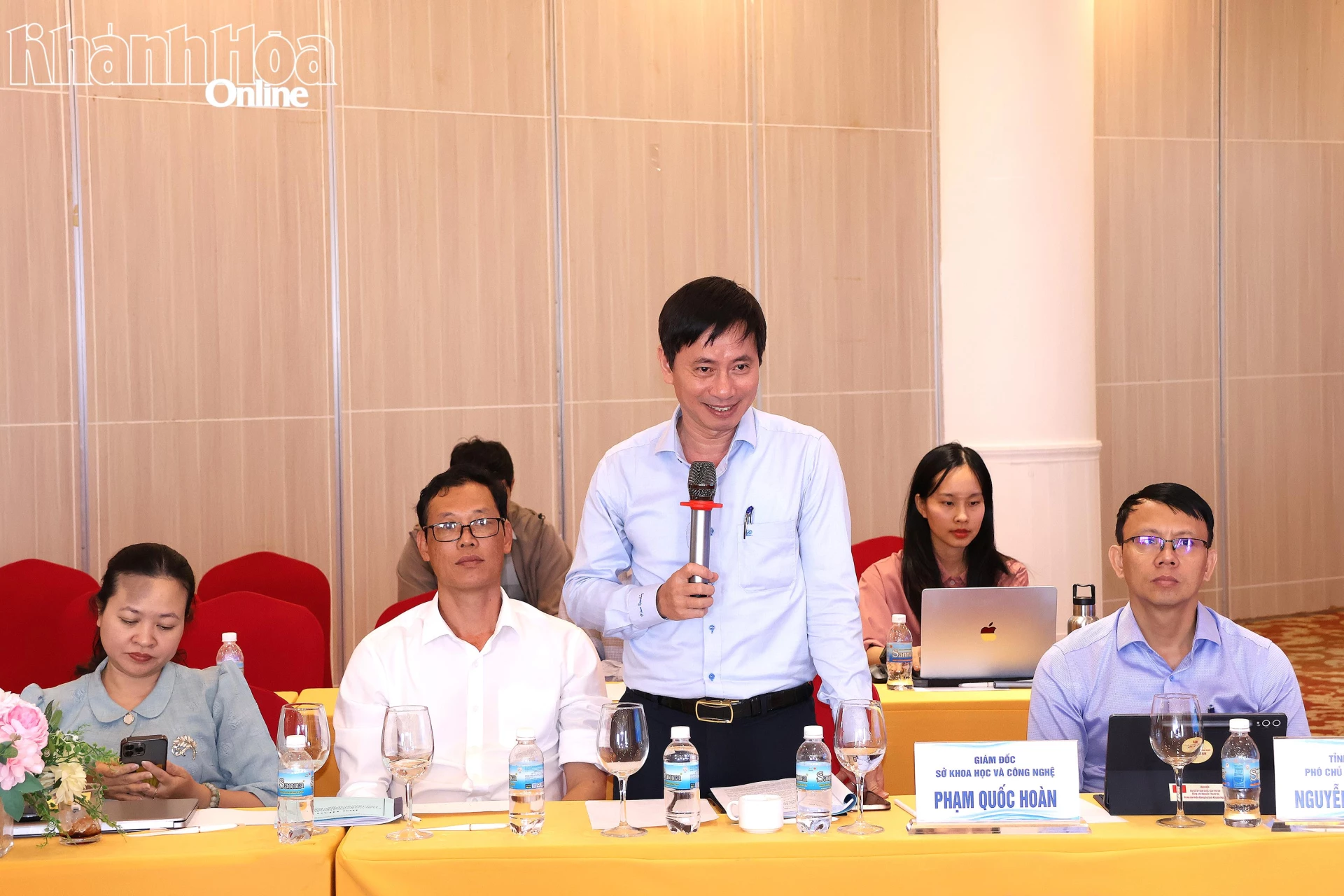 ĐỒng chí Đặng Quốc Hoàn - Giám đốc Sở Khoa học và Công nghệ phát biểu tại buổi hội thảo.