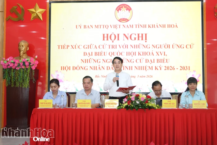 Bí thư Tỉnh ủy Nghiêm Xuân Thành và những người ứng cử đại biểu Quốc hội khóa XVI tiếp xúc cử tri xã Bắc Ninh Hòa