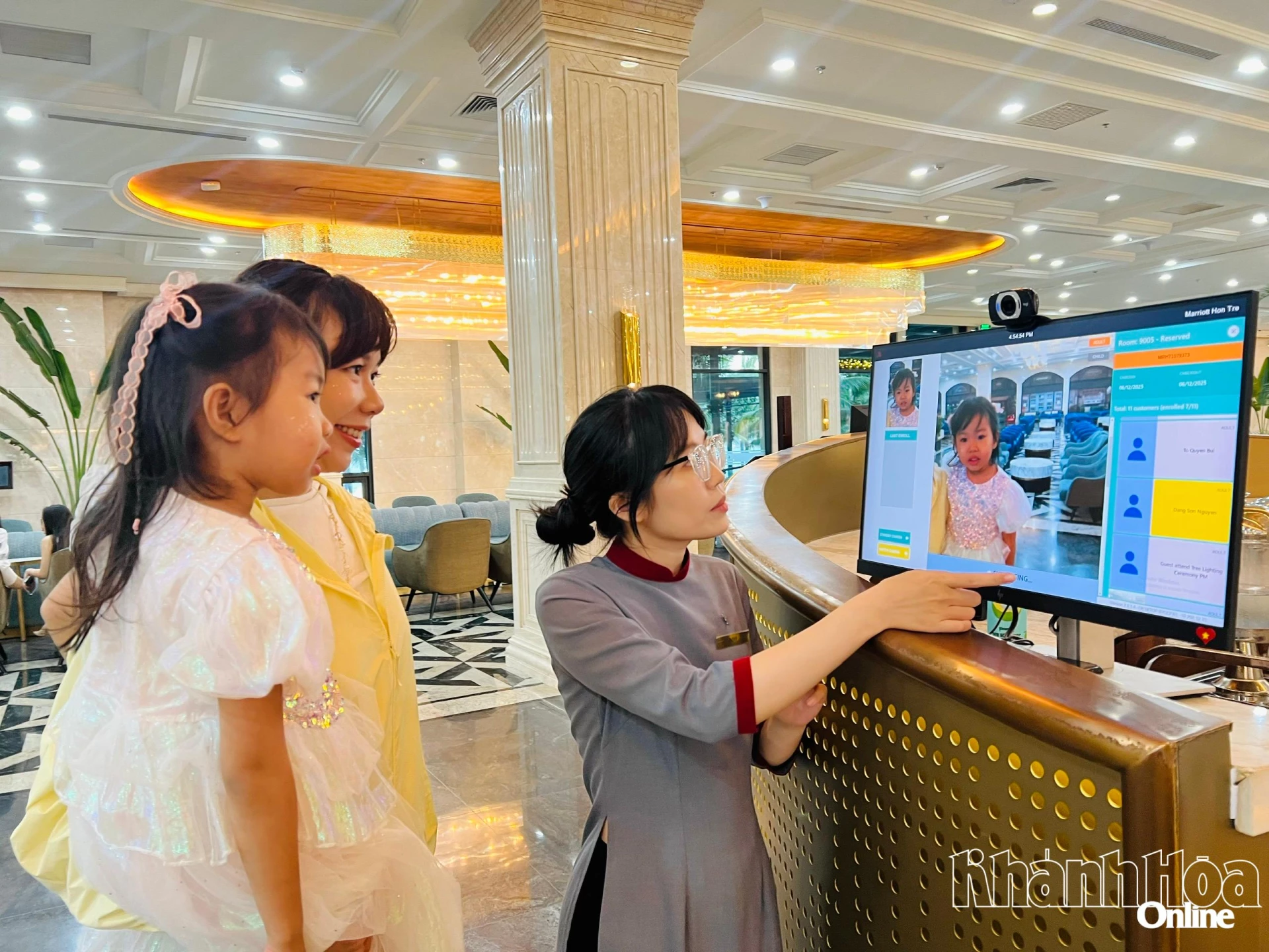 Khu nghỉ dưỡng Marriott Hòn Tre (Nha Trang) áp dụng công nghệ Face ID để làm thủ tục check - in cho du khách