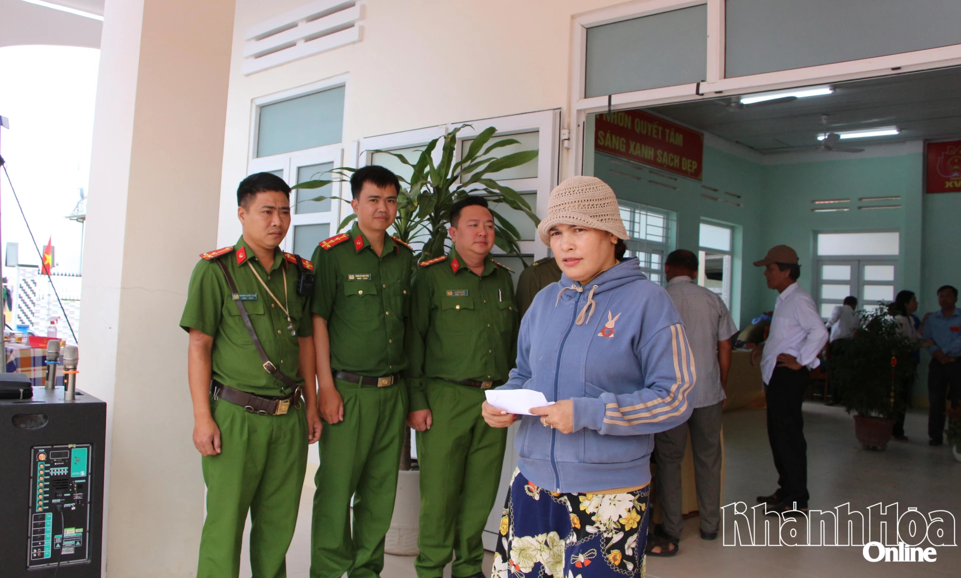 Công tác đảm bảo an ninh, trật tự tại các khu vực bỏ phiếu được đảm bảo.