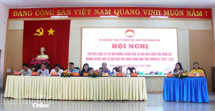 Người ứng cử đại biểu Quốc hội khóa XVI và đại biểu HĐND tỉnh tiếp xúc cử tri 2 xã Ninh Sơn và Lâm Sơn