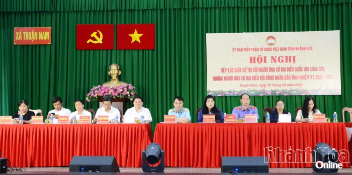 Ứng cử viên đại biểu Quốc hội khóa XVI và đại biểu HĐND tỉnh tiếp xúc cử tri 2 xã Thuận Nam và Cà Ná